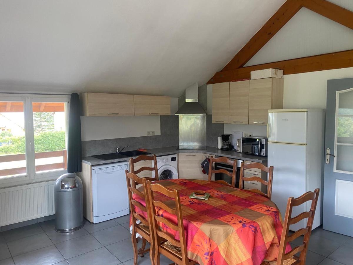Appartement Familial A Crots Exterior photo